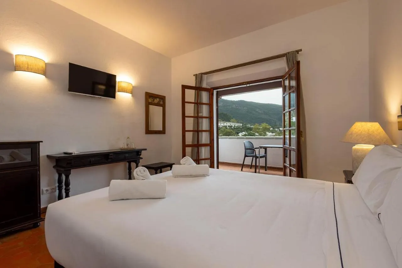 Hotel Tugasa Las Truchas البوسكي