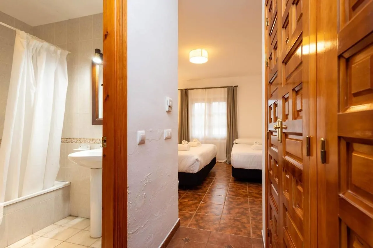 Hotel Tugasa Las Truchas البوسكي
