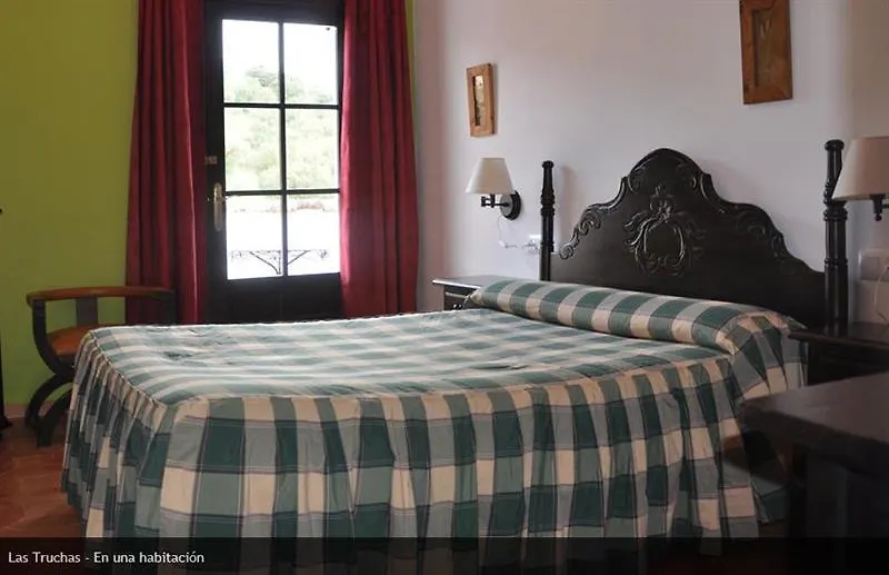Hotel Tugasa Las Truchas El Bosque