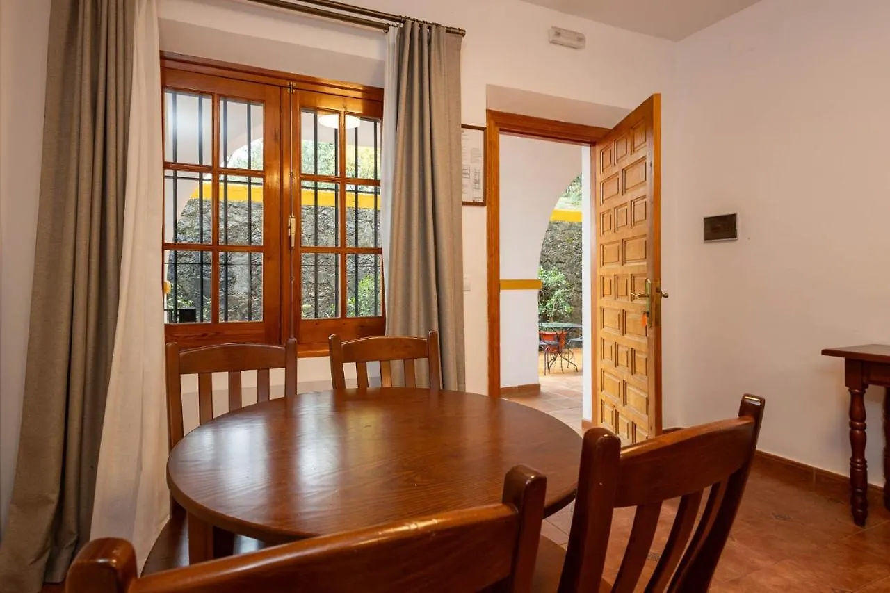 Hotel Tugasa Las Truchas El Bosque